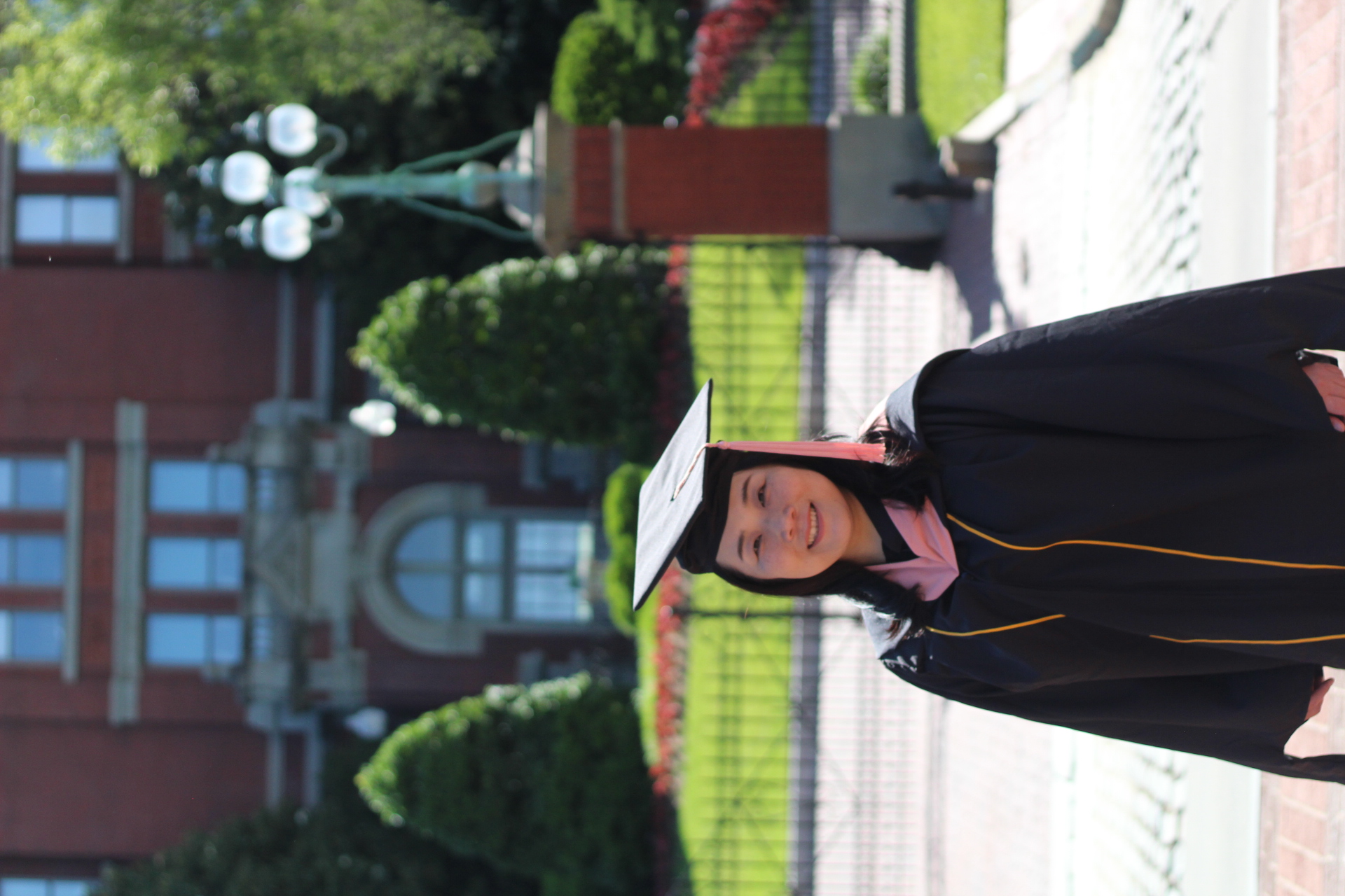 栗嶋クララ先生